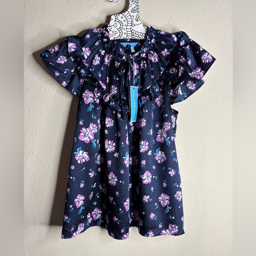 Draper James flutter sleeve top in navy size small